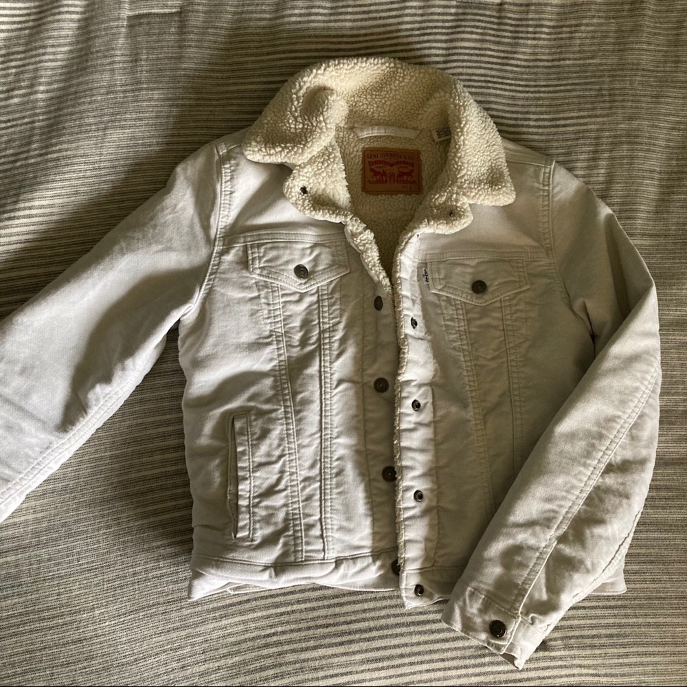 Levi’s white trucker Sherpa jacket